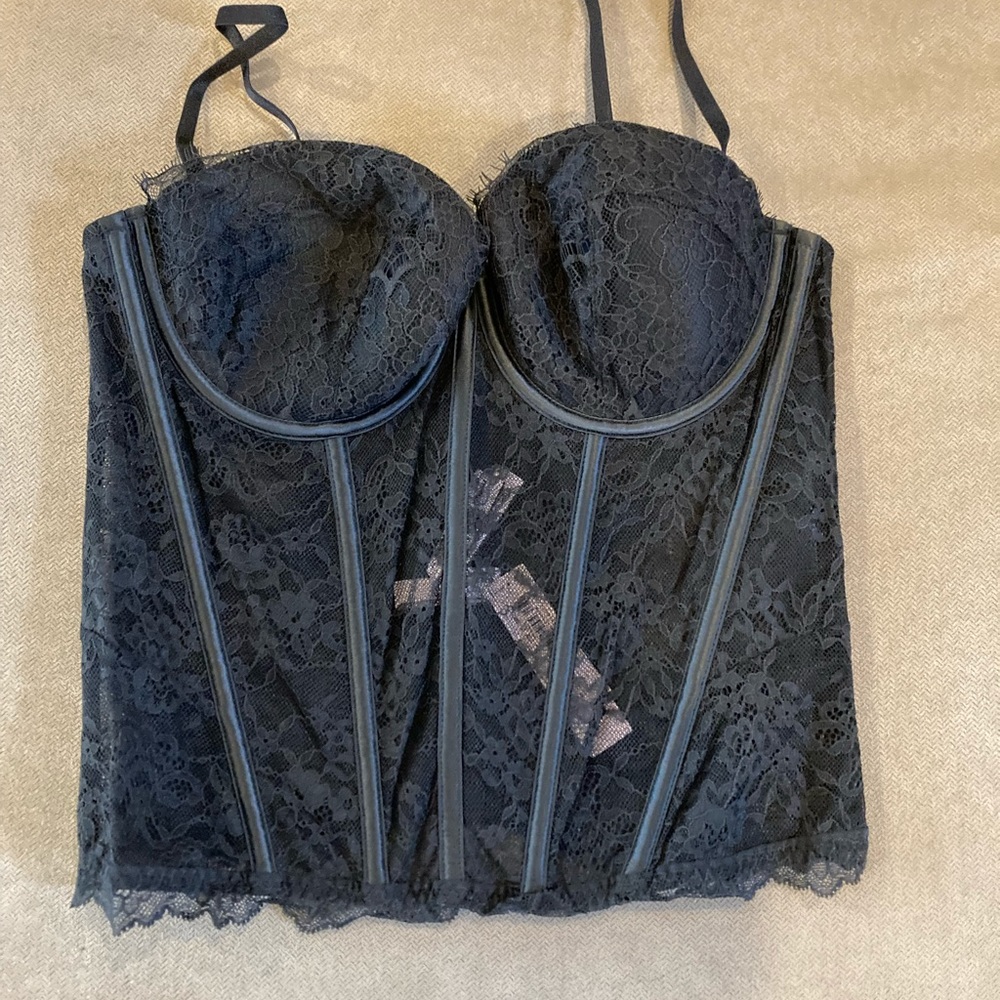 Victoria’s Secret Very Sexy Floral Lace Corset Top Black Medium